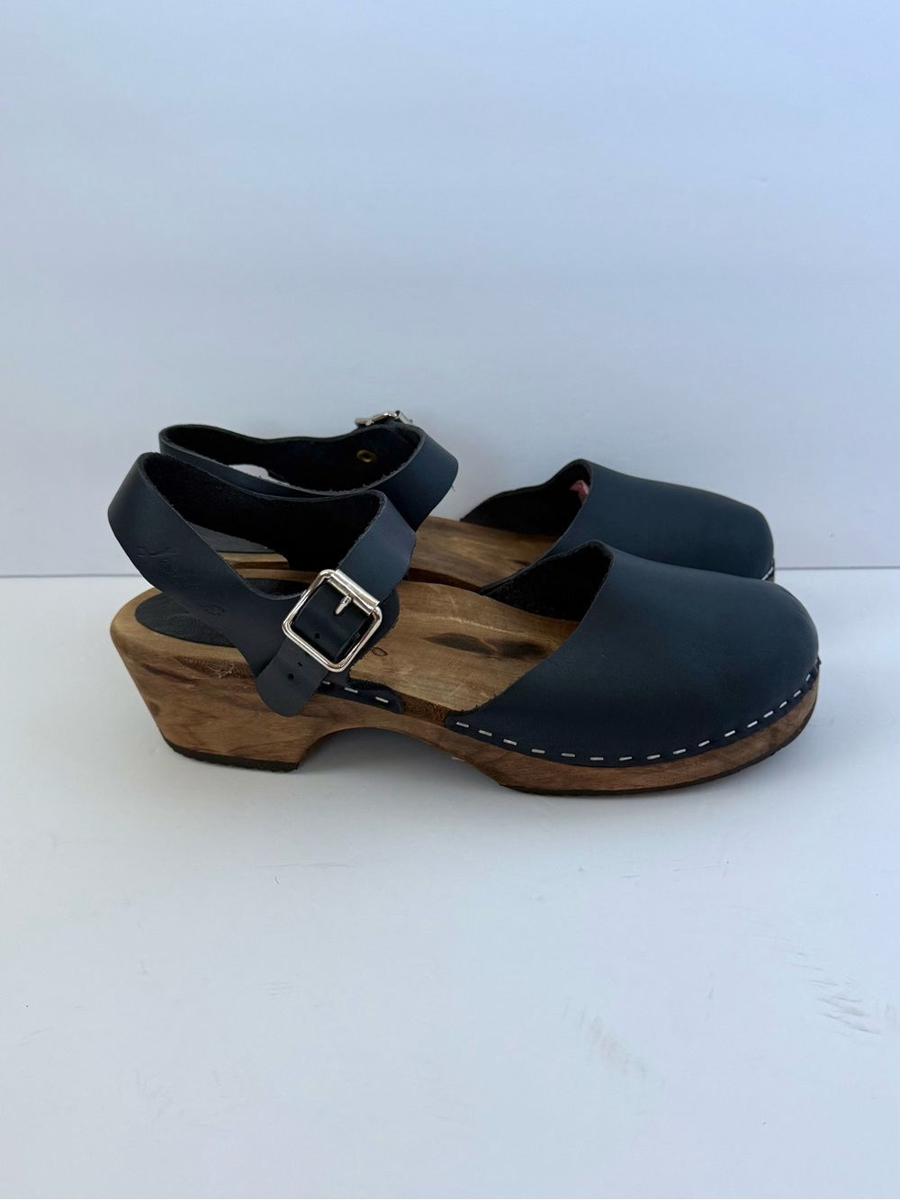 Lotta From Stockholm Low Wood Navy Leather Slingback Clogs EU 39 Like New